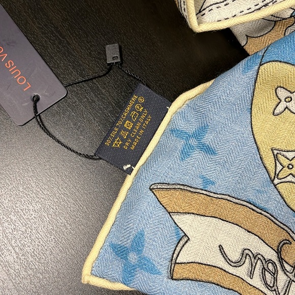 Louis Vuitton Shawl Monogram 30%Silk, 70% Cashmere including the box and ribbon - Picture 11 of 17